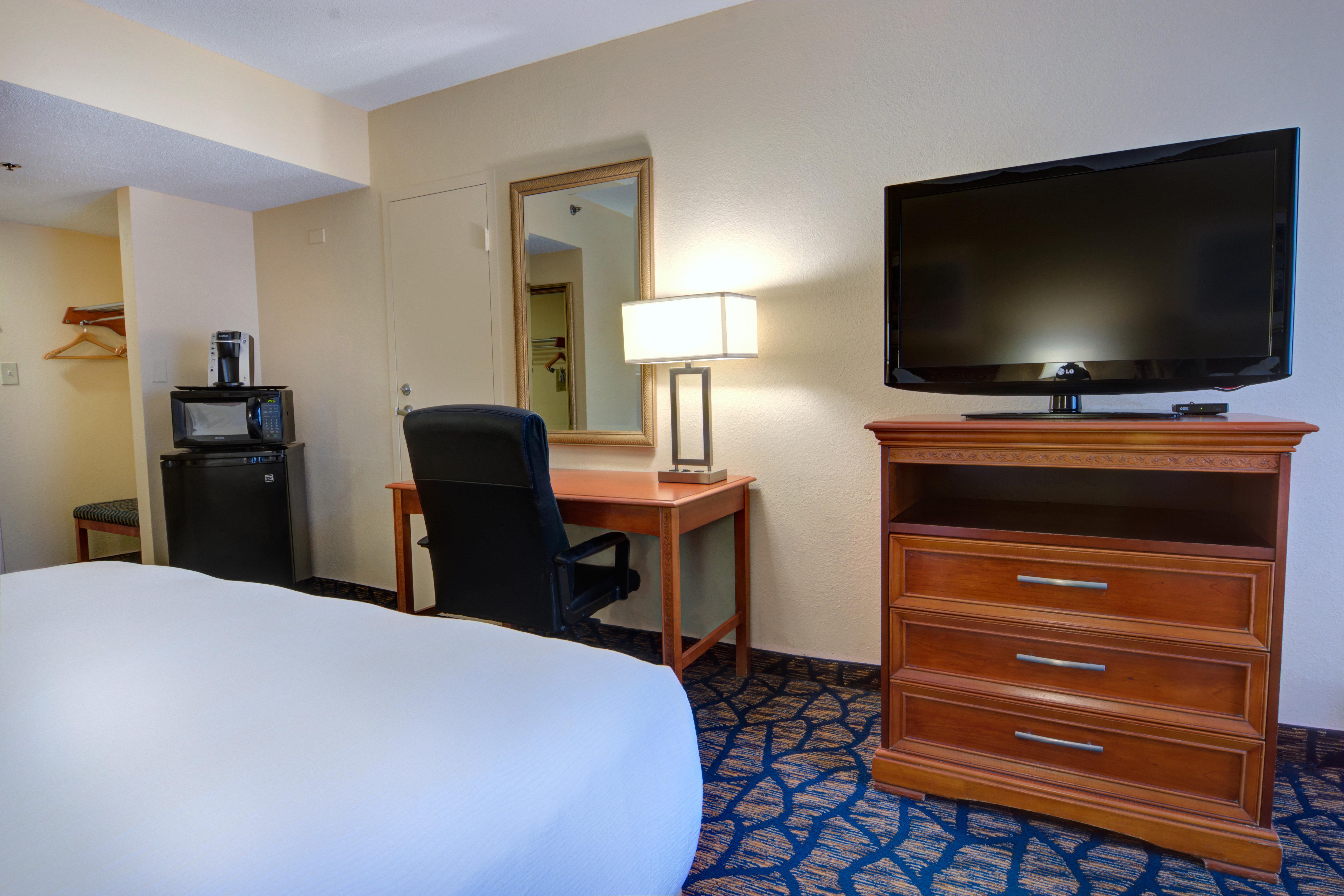 Holiday Inn Gainesville-University Center By Ihg Экстерьер фото