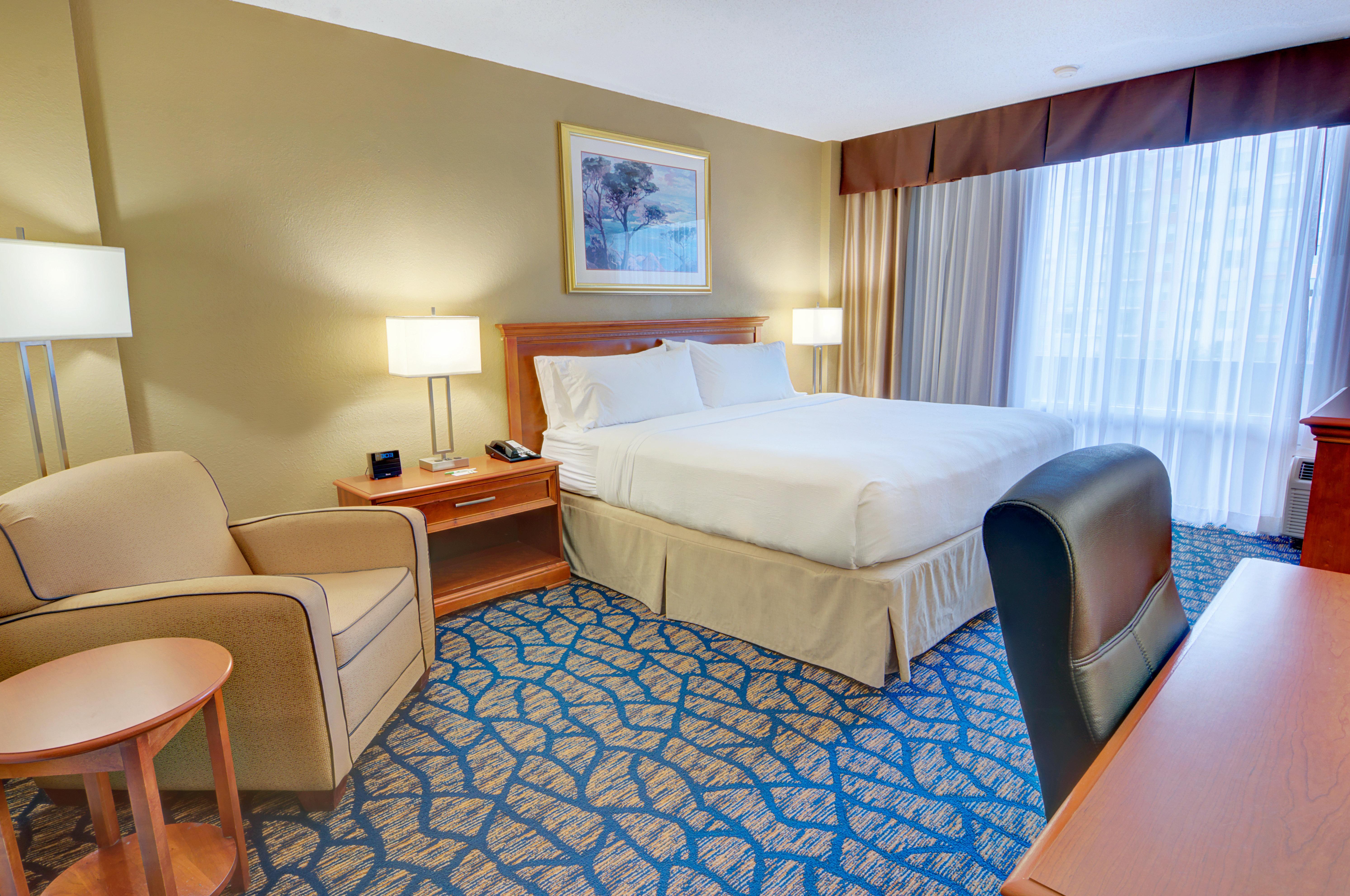 Holiday Inn Gainesville-University Center By Ihg Экстерьер фото