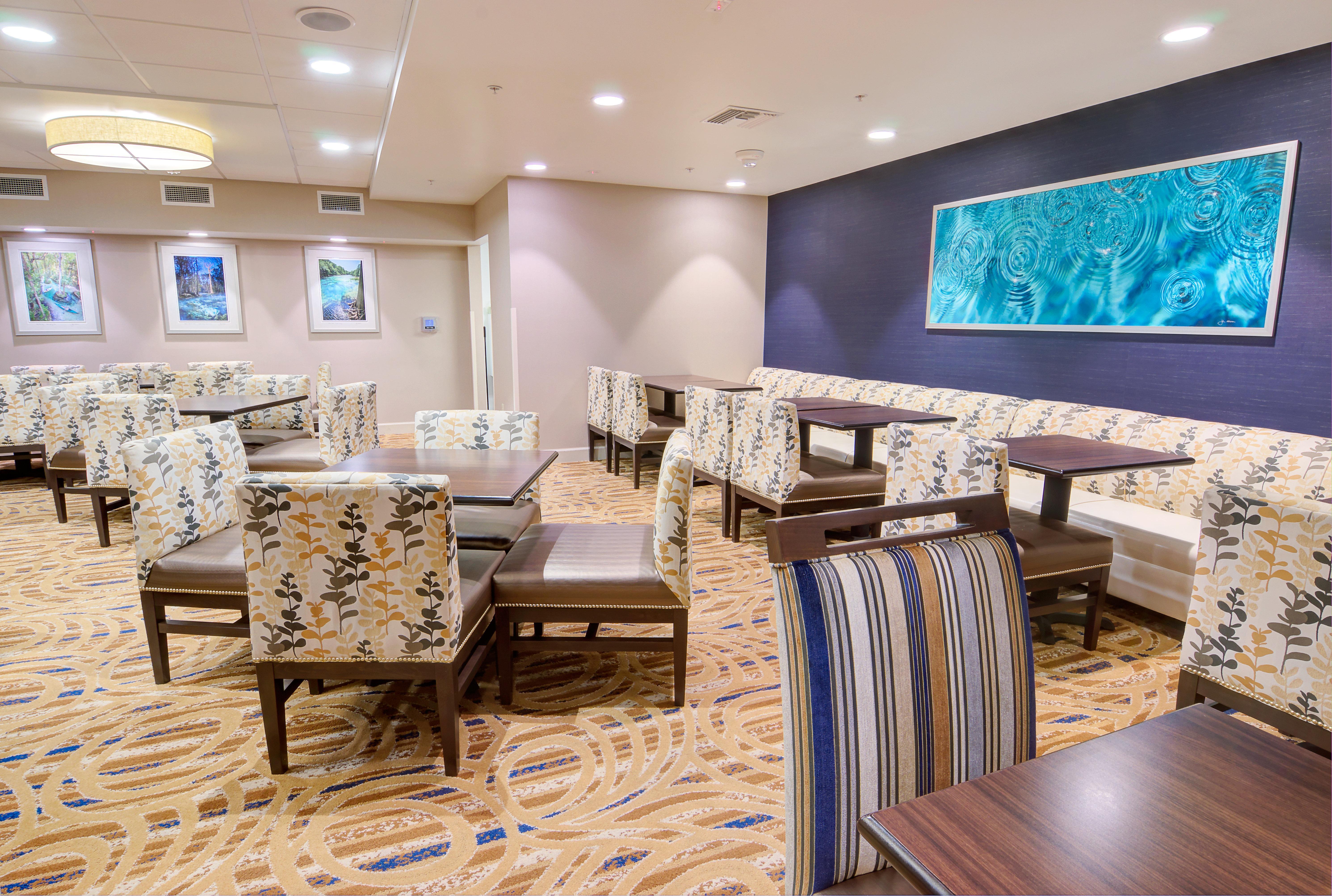 Holiday Inn Gainesville-University Center By Ihg Экстерьер фото