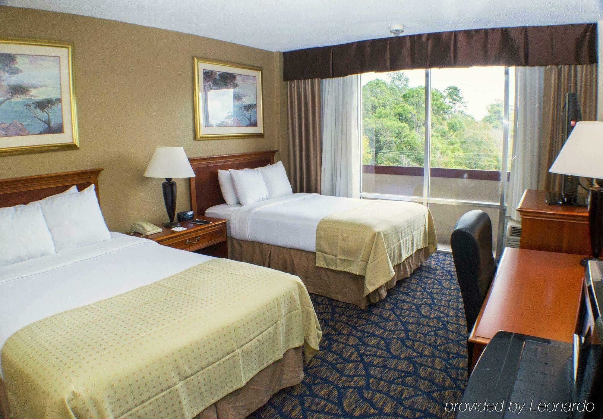 Holiday Inn Gainesville-University Center By Ihg Экстерьер фото