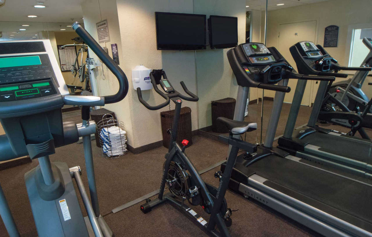 Holiday Inn Gainesville-University Center By Ihg Экстерьер фото