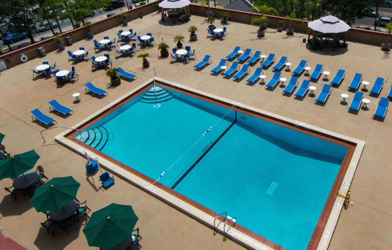 Holiday Inn Gainesville-University Center, An Ihg Hotel Экстерьер фото